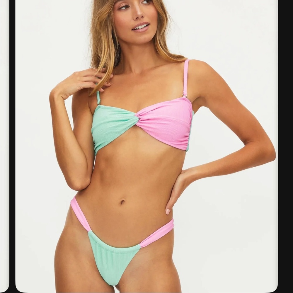 NWT Beach riot swimsuit set